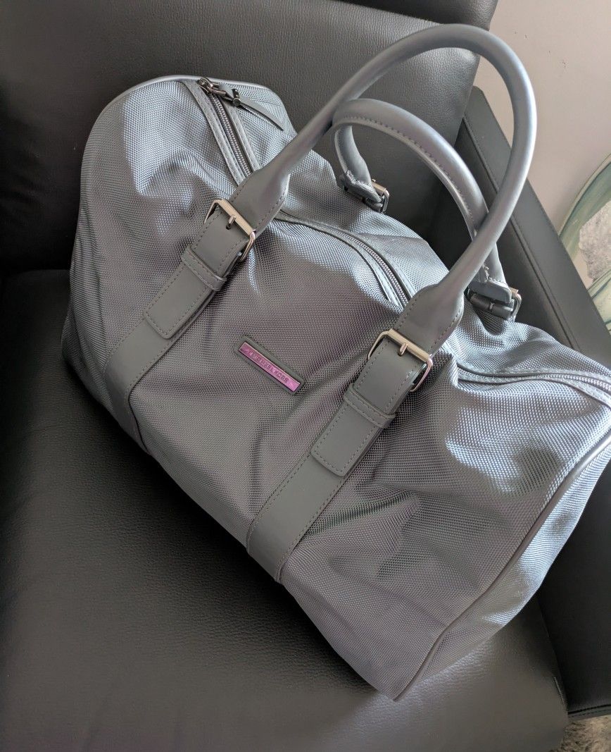 Michael Kors Men's Gray Duffel Bag Medium For Travel or Gym Weekend bag