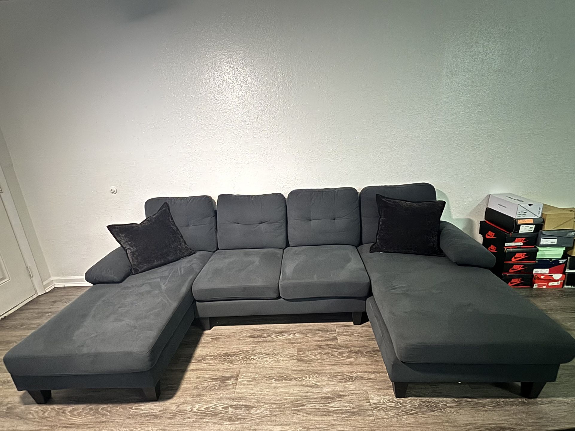 Sectional Couch 