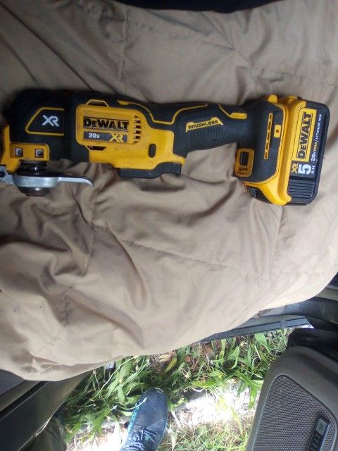 DeWalt 20v Brushless Oscillating Tool