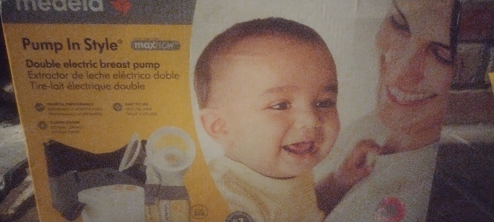 Medela Double Electric breast Pump/MaxFlow