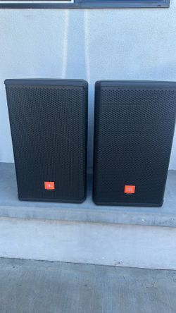 JBL  MRX 500 DJ Speakers