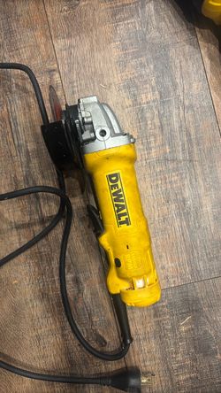 DeWalt Corded Angle Grinder – 11,000 RPM