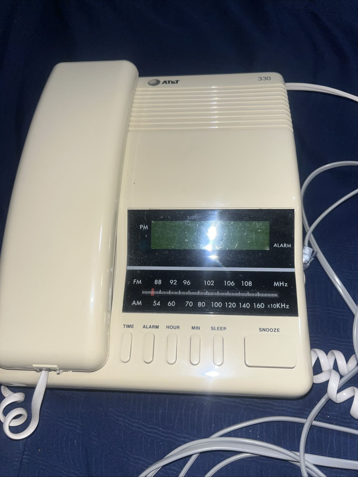 Vintage AT&T Model CRT 330 Desk Corded Telephone Digital Clock Alarm AM/FM Radio