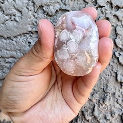 High Quality Flower Agate Palm Stone