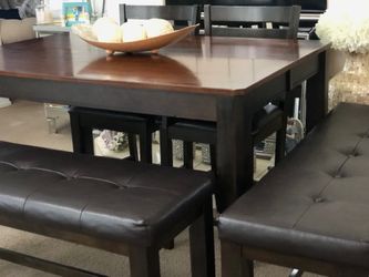 Dining Table Set