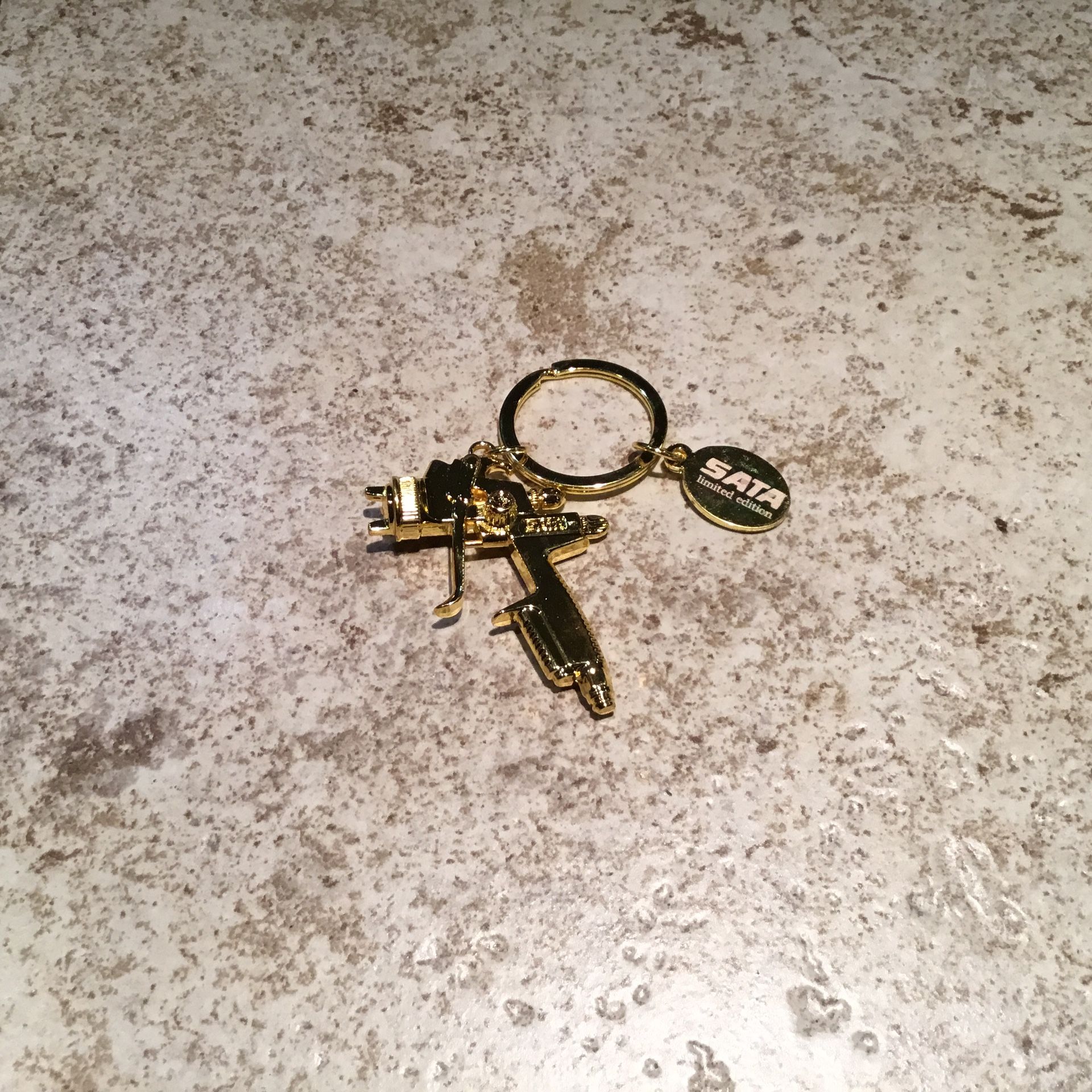 Gold SATAjet Spray Gun Keychain  SATA jet Keyring IWATA DEVILBISS WALCOM