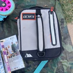 Attic Zone Gray Lunch Bag  Good Condition 