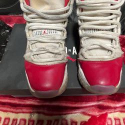 Jordan 11 Cherry