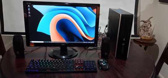 Hp desktop computer windows 10. good working condition.  AMD Athlon 824 processor.    500 gb  hard drive.   64 bit operating system.   dvd reader.   3