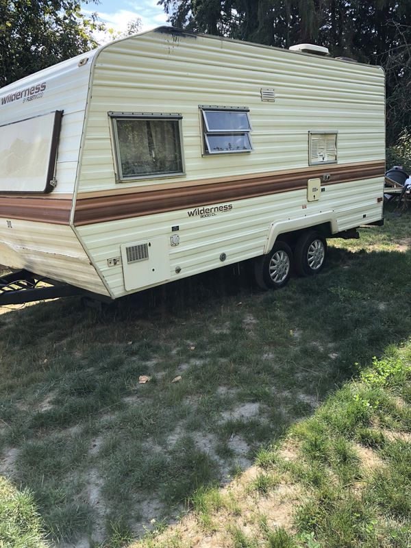 1984 17Ft Wilderness travel trailer good condition for