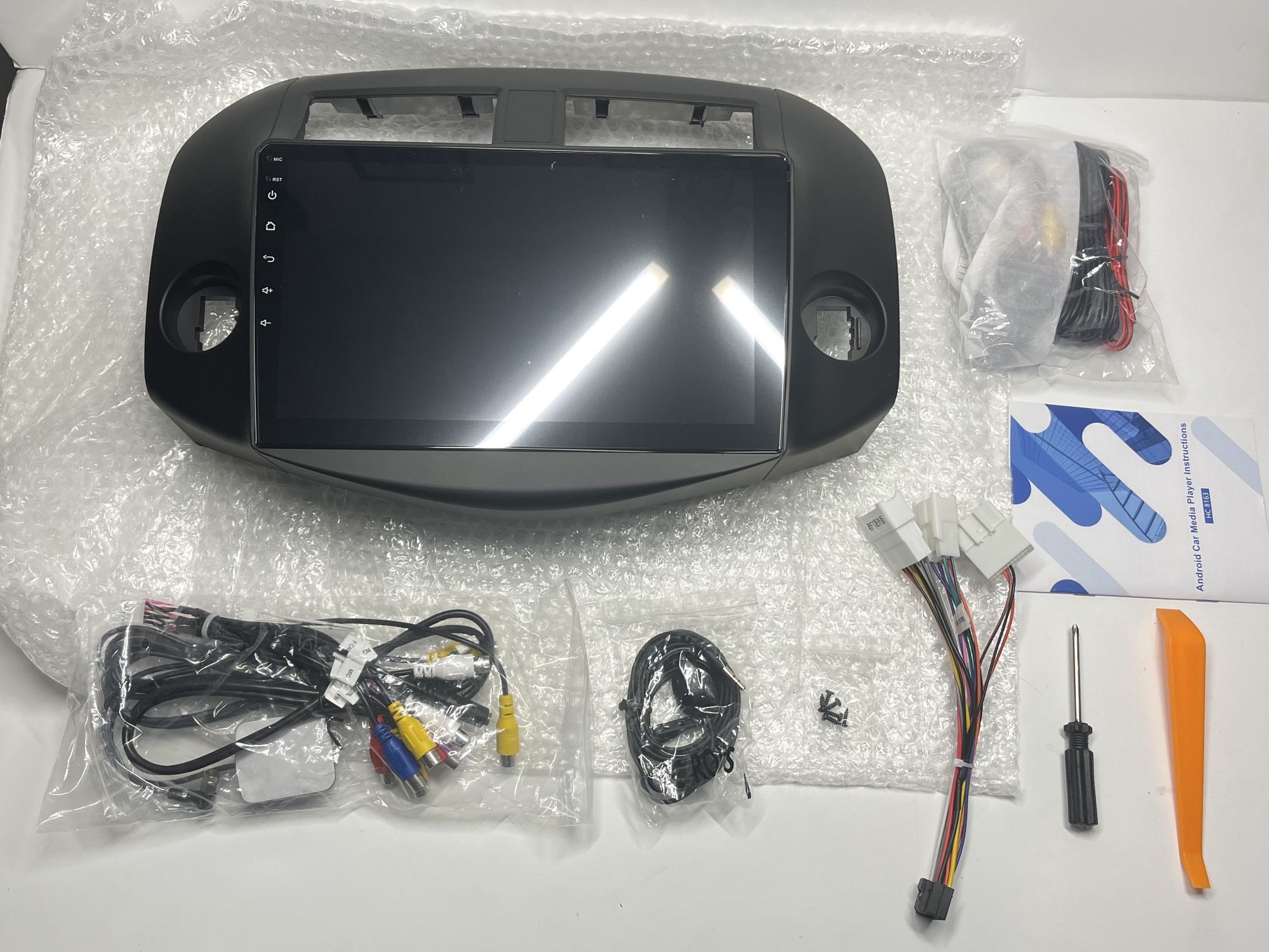 Carplay display for Nissan, Toyota, Honda and Hyundai with backup camera, Carplay and Android auto!