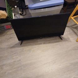 T.v  Onn Model  "30 