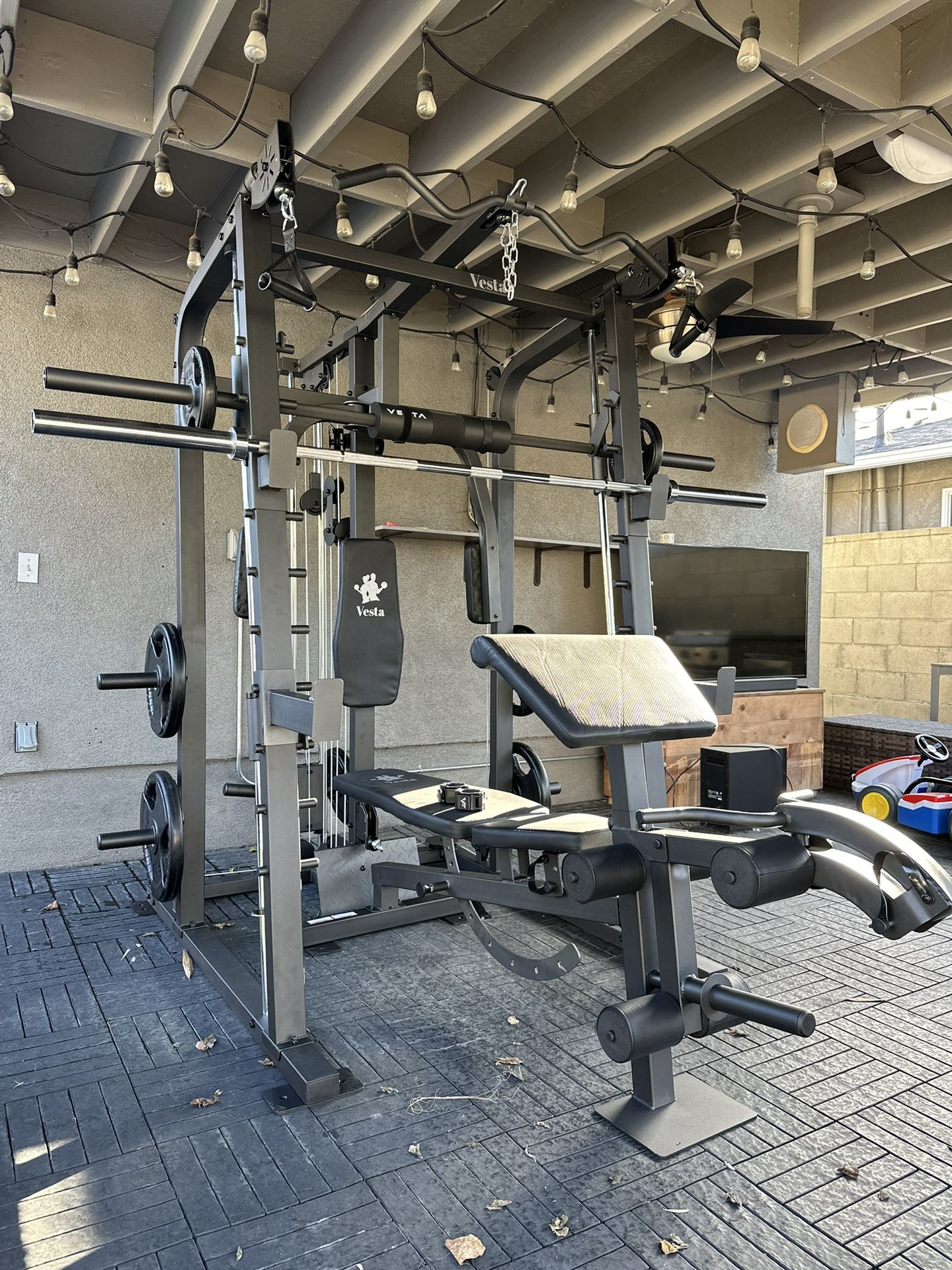 Vesta Fitness Smith Machine 2001 w/Bench Attachment | 230lb Bumpers Weights | 7ft Olympic Bar | Fitness | Gym Equipment | FREE DELIVERY🚚
