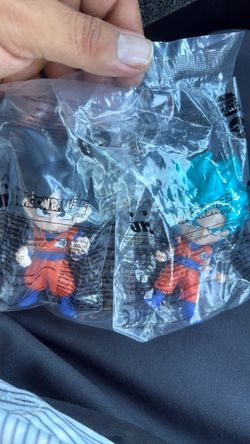 Dragon  ball   Goku and  Goku  blue  trade