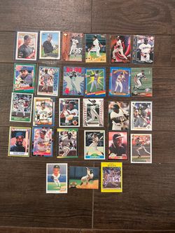Barry Bonds Baseball Cards – 27 Card Lot – Pirates & Giants