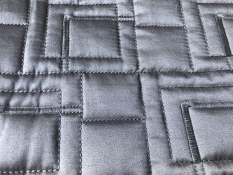 NWT Hotel Collection Cali King Coverlet