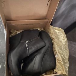 UGG 9.5 Leather Ankle Black Booties Boots
