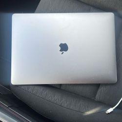 Apple MacBook Pro 2017 500 GIG 