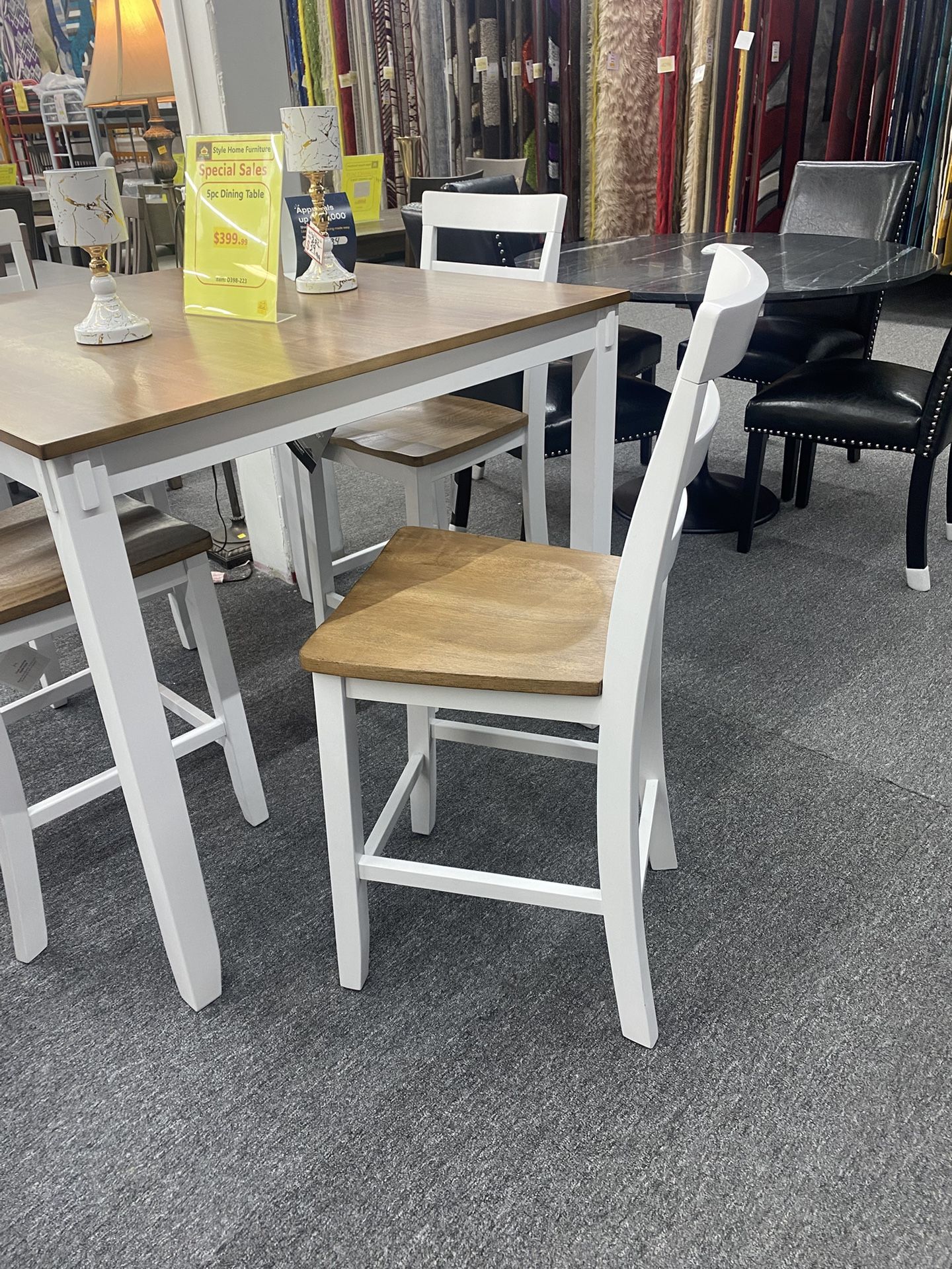 5 Pc Dinning Table Set $399