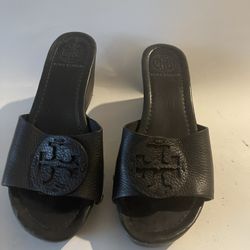 Tory Burch Wedges Size 6.5 M