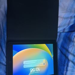iPad 5th Gen 32GB Wi-Fi Black with Case – $110