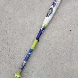 Louisville Xeno Softball Bat