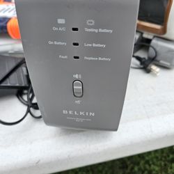 BELKIN Gray Battery Backup Unit Rev B Model BU3DC001-12V With Battery - Works