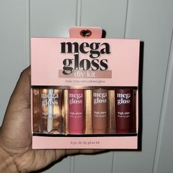 Mega Gloss Trio Kit