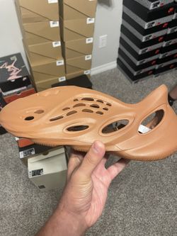 Clay Red Foam Runners DS Sizes 10, 11, 12 & 13