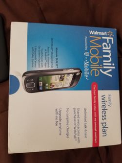 Older Smart Phones Selling As Is Have 4 Of Them