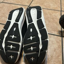 Under Armour Charged Pursuit 3 