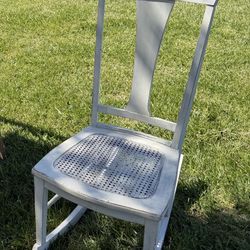 Wooden Rocking Chair 