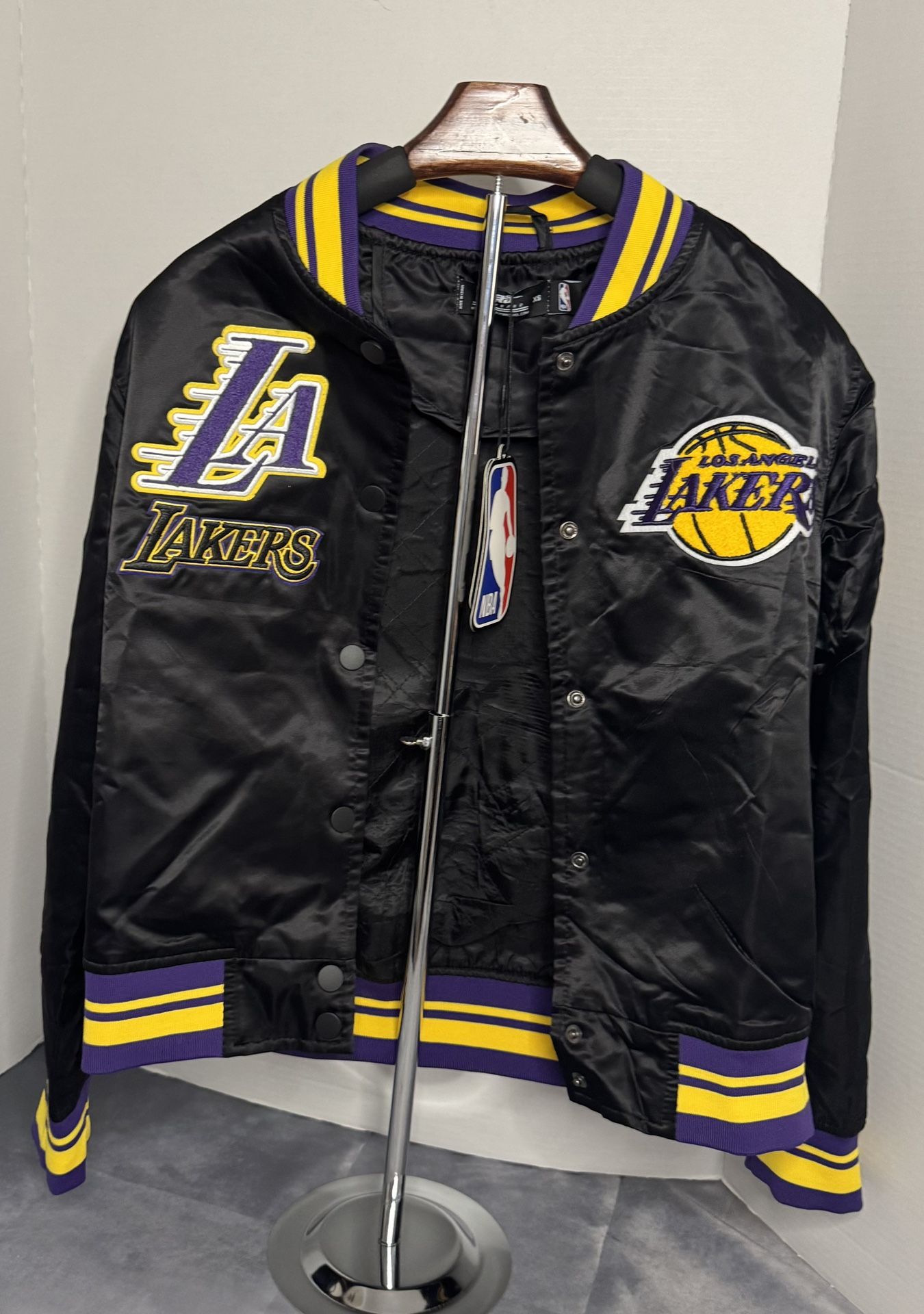 WOMENS & MEN NBA LOS ANGELES LAKERS RETRO CLASSICS SATIN JACKET BLACK/PURPLE/YELLOW XS