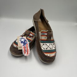 NEW Ariat Cruisers Loafers Women’s Shoe Sz 6 Rose Gold Aztec Arrow Print NWT