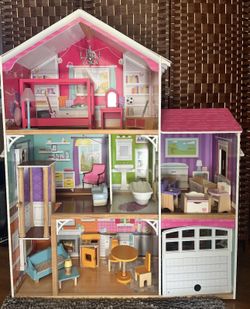 kidkraft Dollhouse 