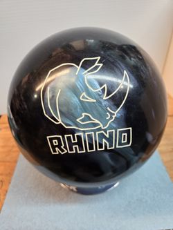 Brunswick Rhino Reactive Pre-drilled Bowling Ball Metallic Blue 14 LB.