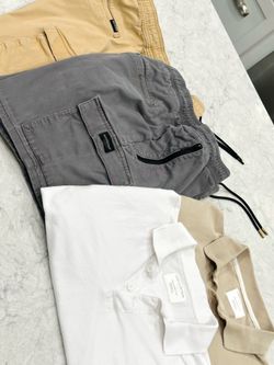 Men’s Hollister Shorts Size Medium [2 Pairs] and 2 Collared Shirts Size Small Relaxed Fit [Fits like Medium] Great Condition