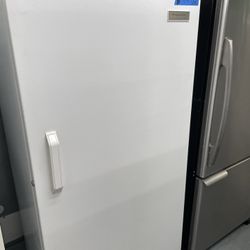 33” in wide freezer use perfect working 