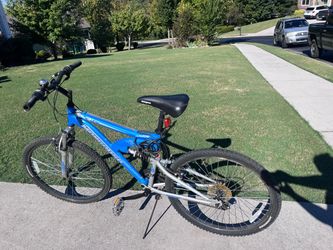 Mongoose Men’s XR 75 FSP blue bike