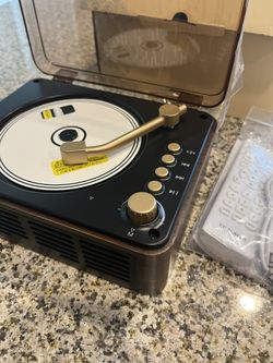 Retro CD Player With Bluetooth And Remote
