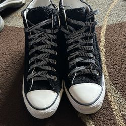 Converse Furry Fuzzy Black Size Mens 10 Woman’s 8 