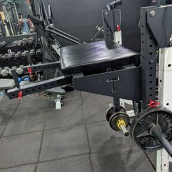 Titan Fitness Reverse Hyper 