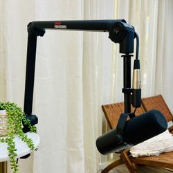 Gator Frameworks Deluxe Microphone Boom Stand