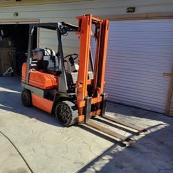 Toyota Forklift 3800 Lbs 