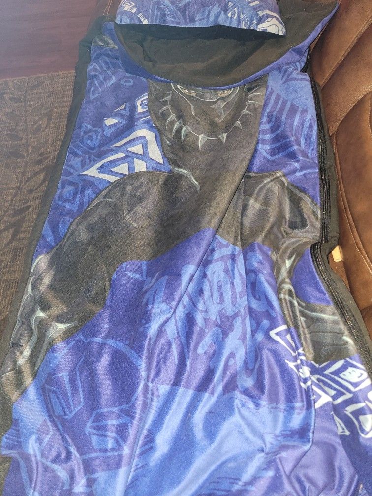 Marvel Kids sleeping bag.. Black panther