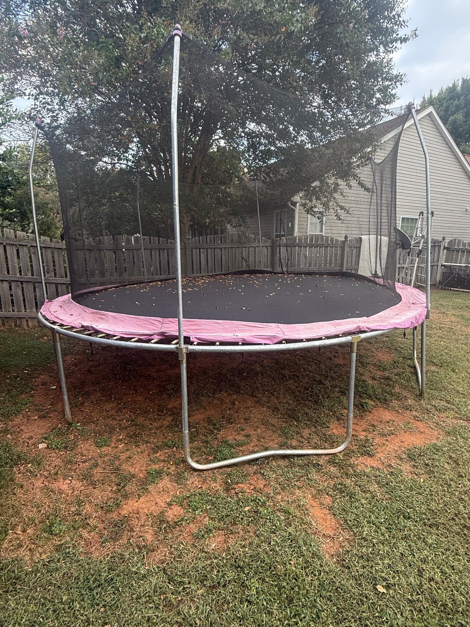 Skywalker trampoline 17Ft