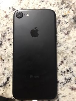 Iphone 7 128 GB T-MOBILE *cracked screen
