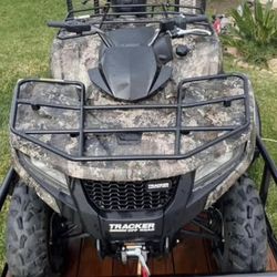 2021 4x4 Tracker off-road 579