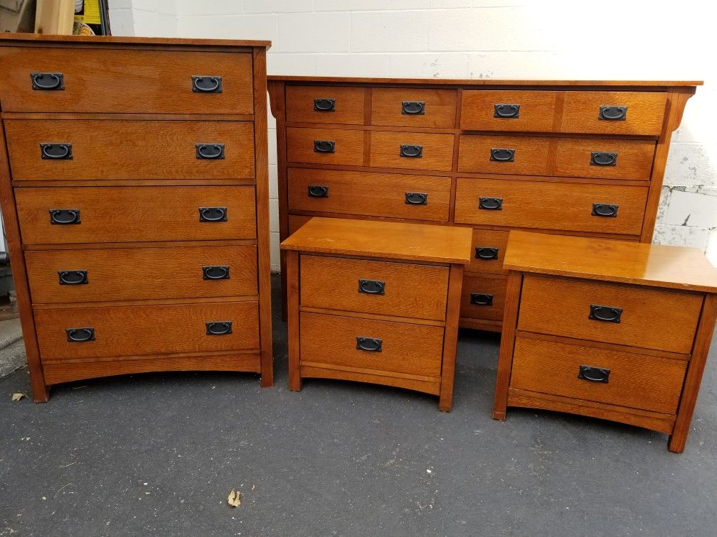 Mission-Style Bassett Dresser Set