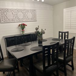 Dinning Table 